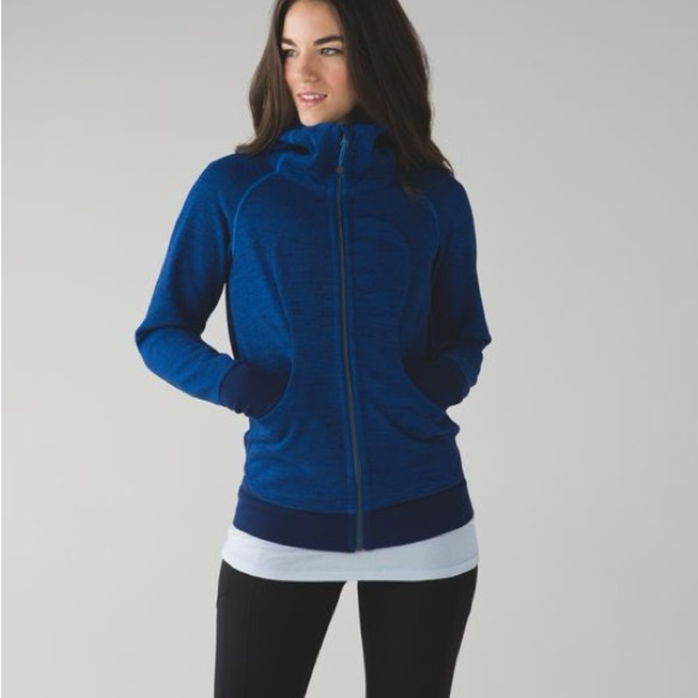Lululemon Scuba Hoodie III
Commuter Denim Lakeside Blue RARE size 8